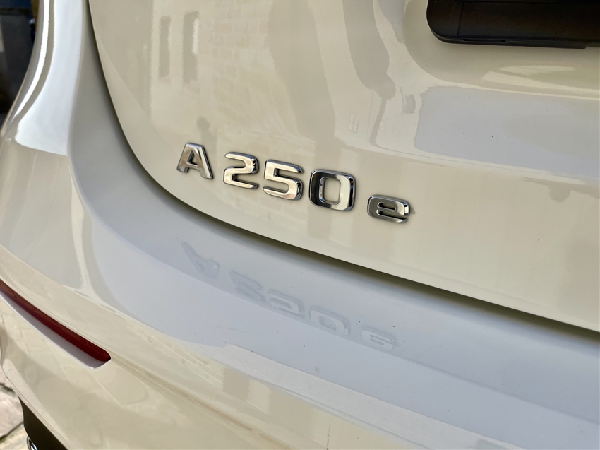Mercedes A250e AMG-Line